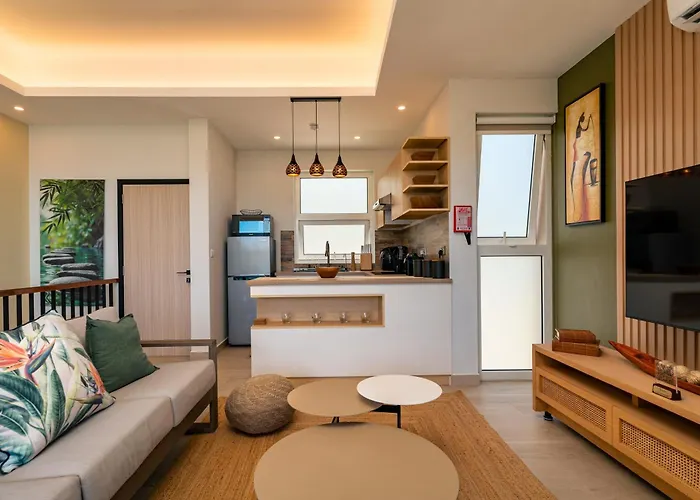 Villa Seyrenity Heights *
