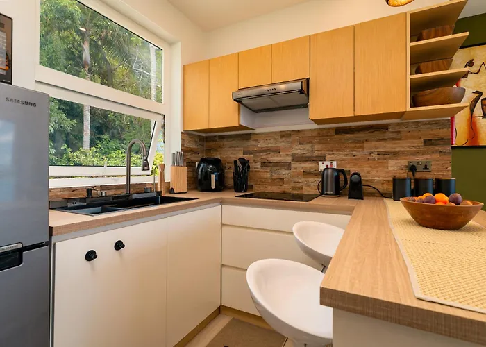 Villa Seyrenity Heights Anse Royale